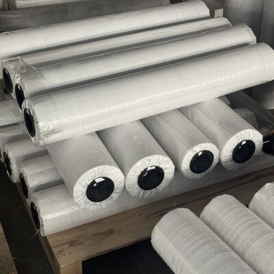 Black-Dyed Fiberglass Fabric 0.18mm Thickness Heat Resistant Insulation
